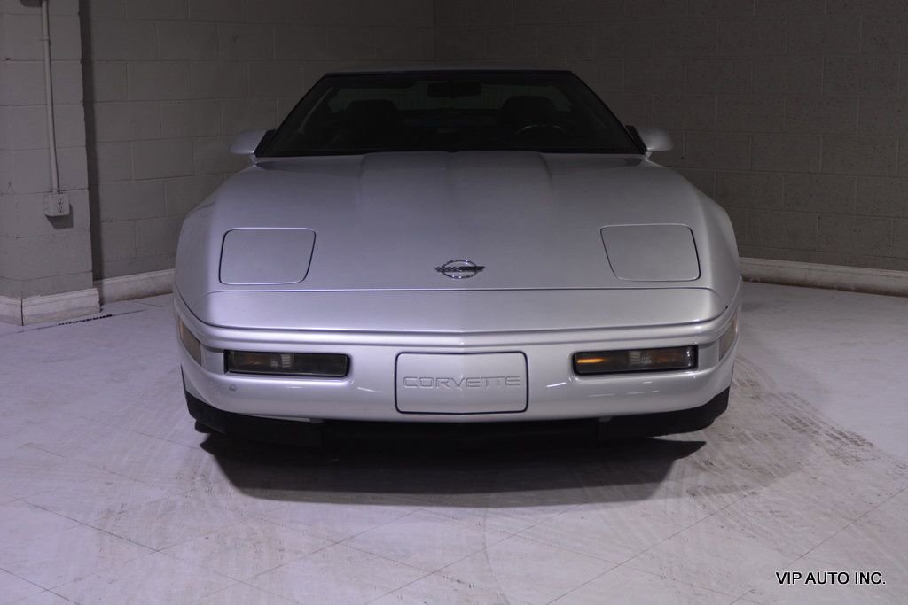 Used 1996 Chevrolet Corvette 2dr Coupe image 9
