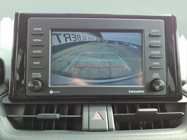 Used 2021 Toyota RAV4 LE image 19