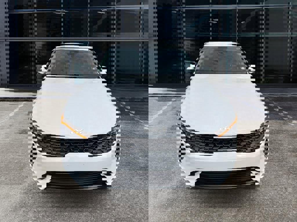 Used 2023 Kia K5 LXS image 2