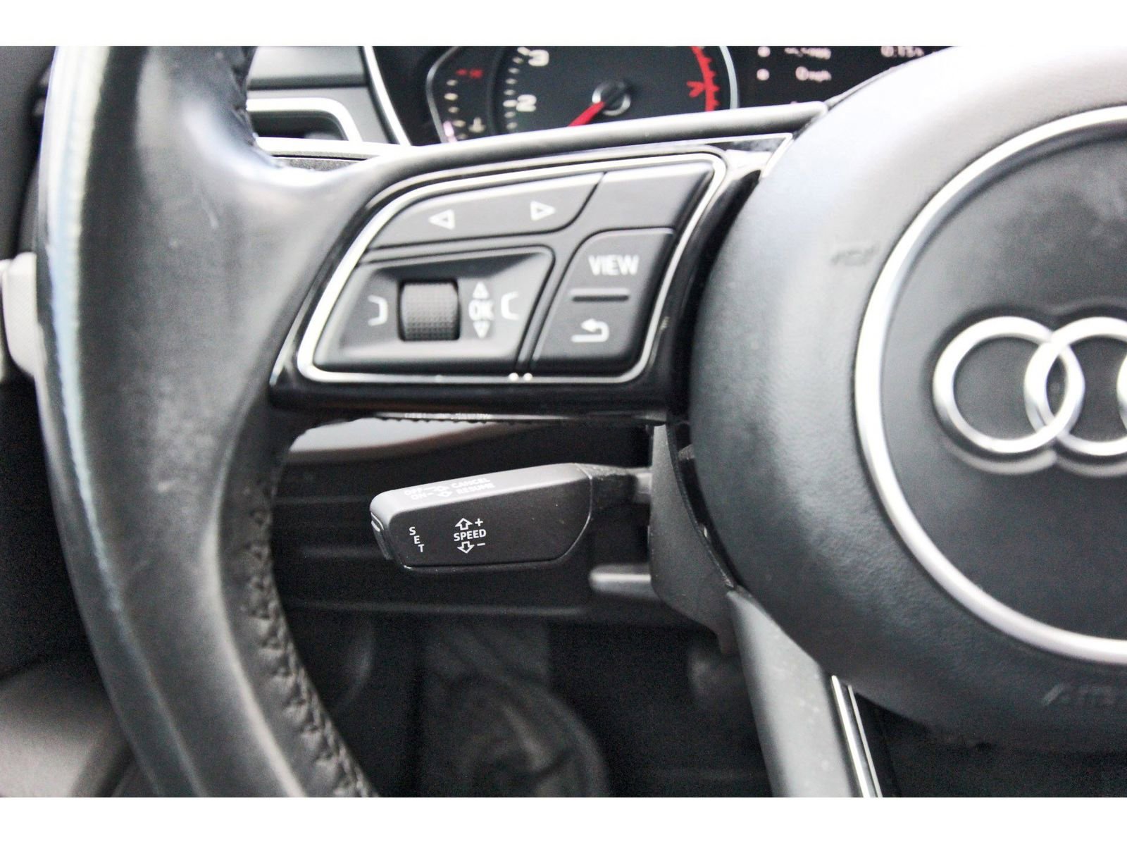 Used 2017 Audi A4 2.0T Premium image 20