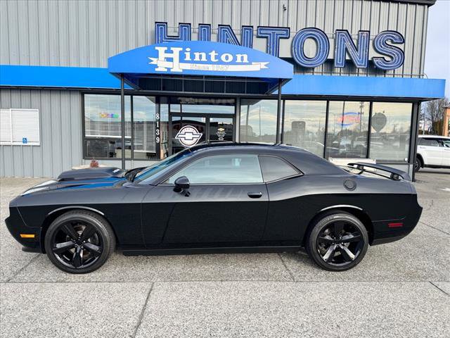 Used 2012 Dodge Challenger R/T image 3