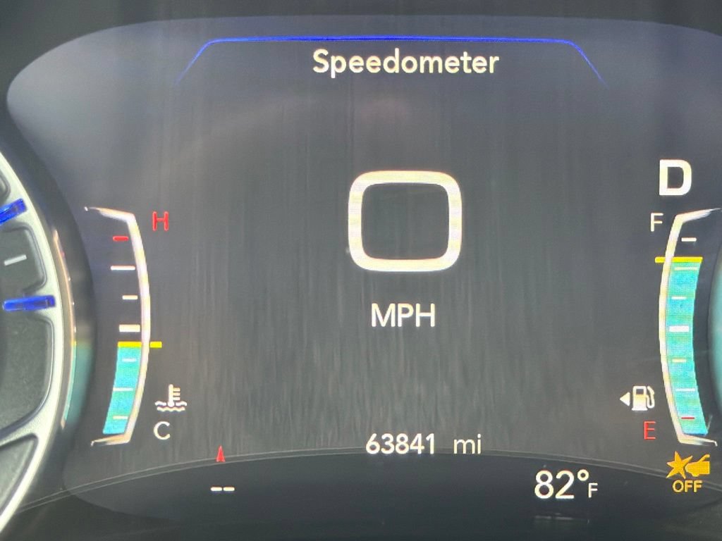 Used 2025 Chrysler Pacifica Select FWD image 24