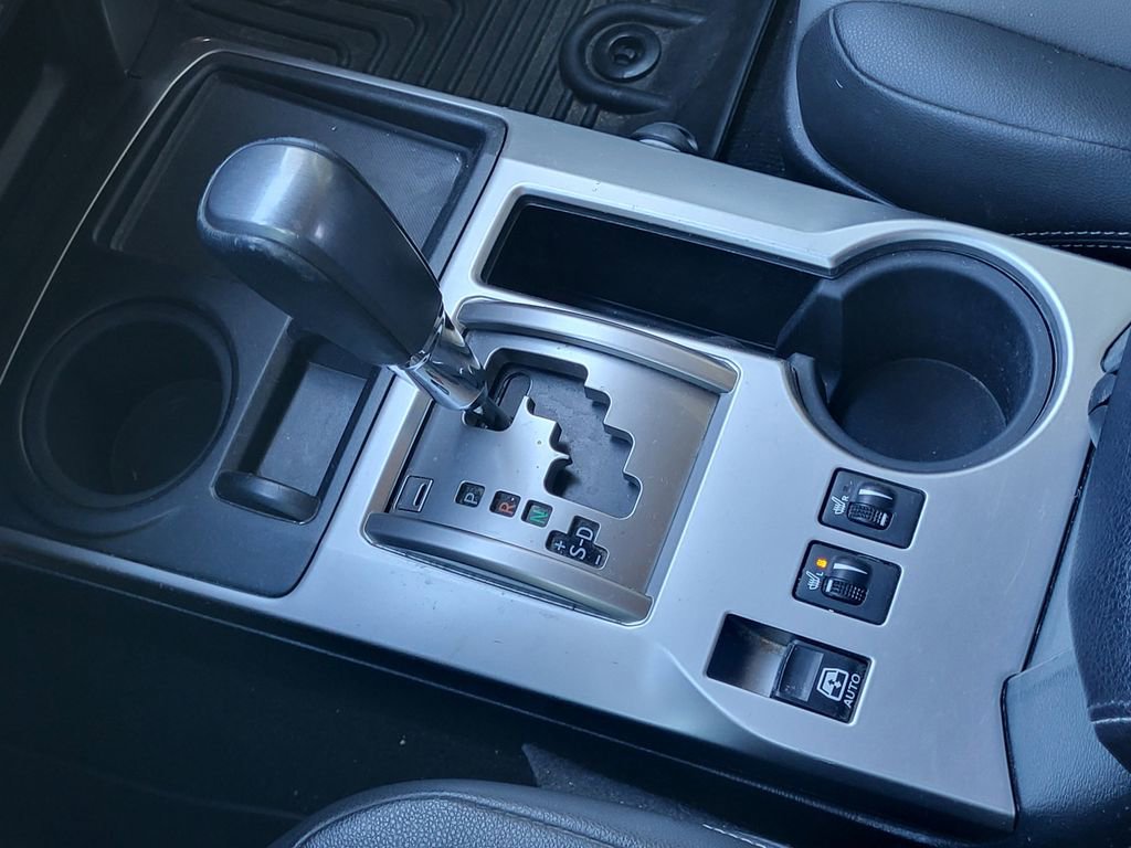 Used 2019 Toyota 4Runner SR5 Premium image 18