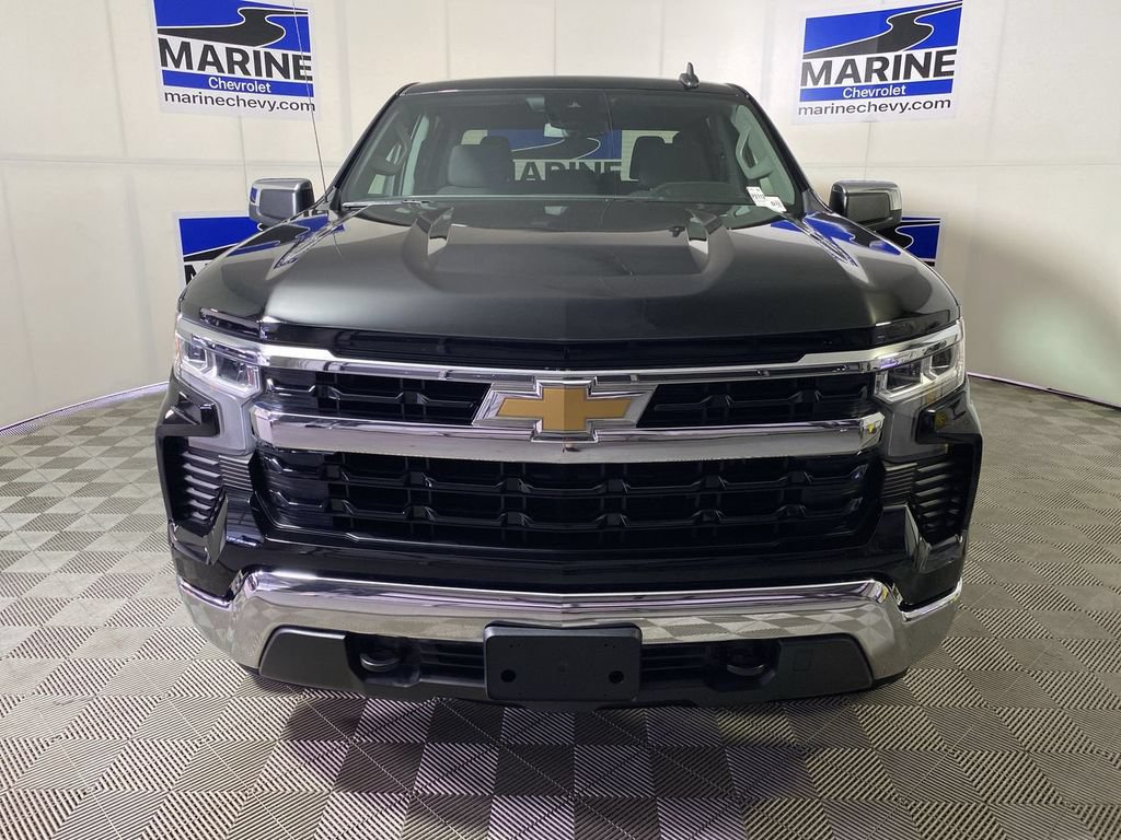 Used 2023 Chevrolet Silverado 1500 LT AWD/4WD image 12