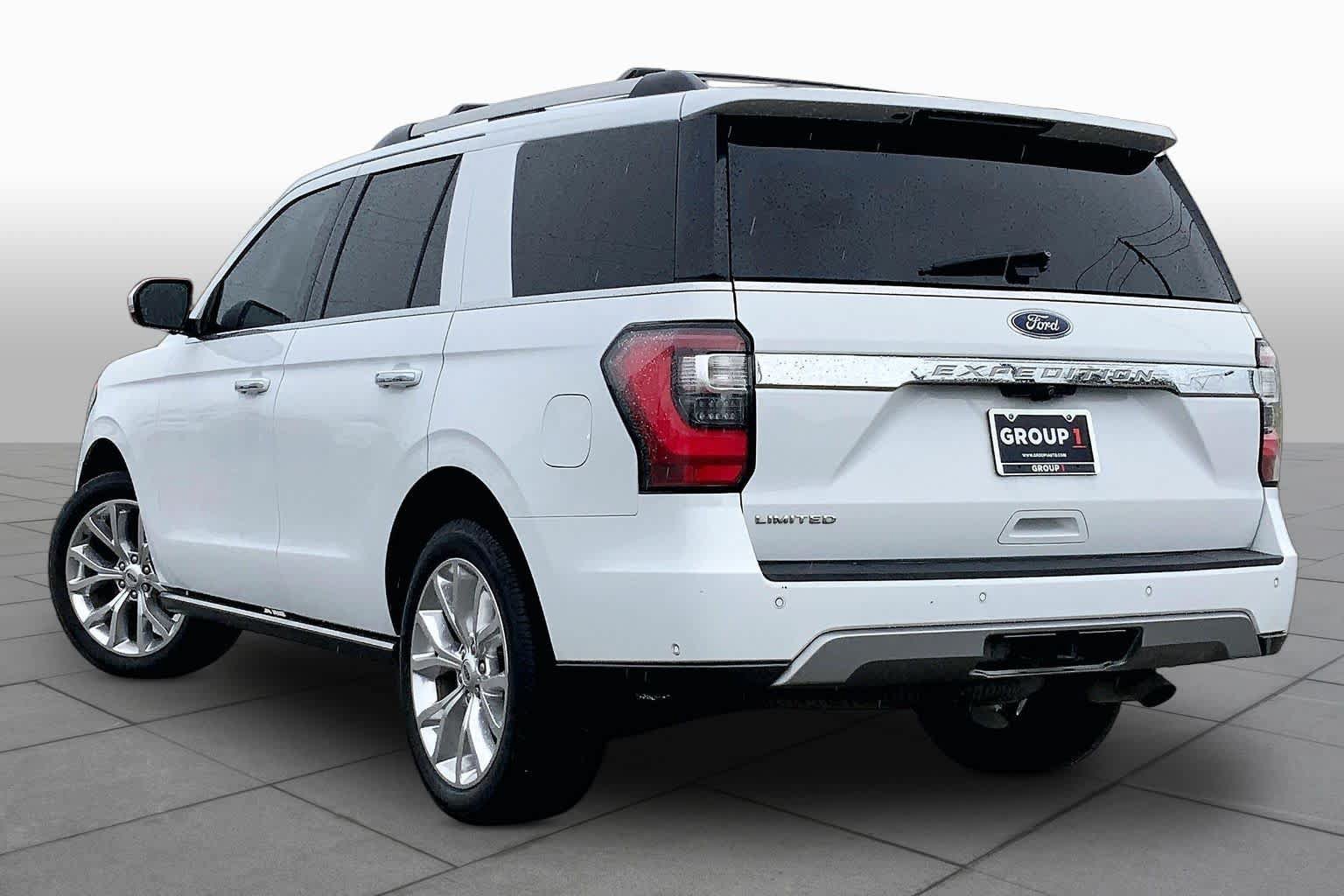 Used 2019 Ford Expedition Limited w/ Equipment Group 302A RWD image 12