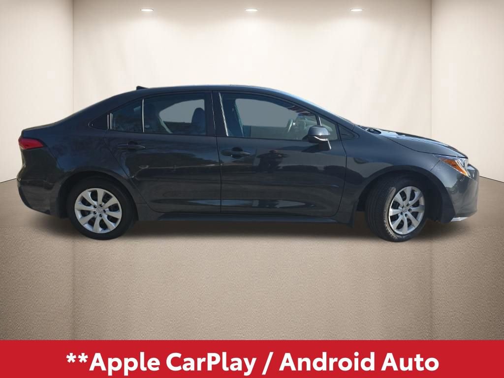Used 2024 Toyota Corolla LE image 3