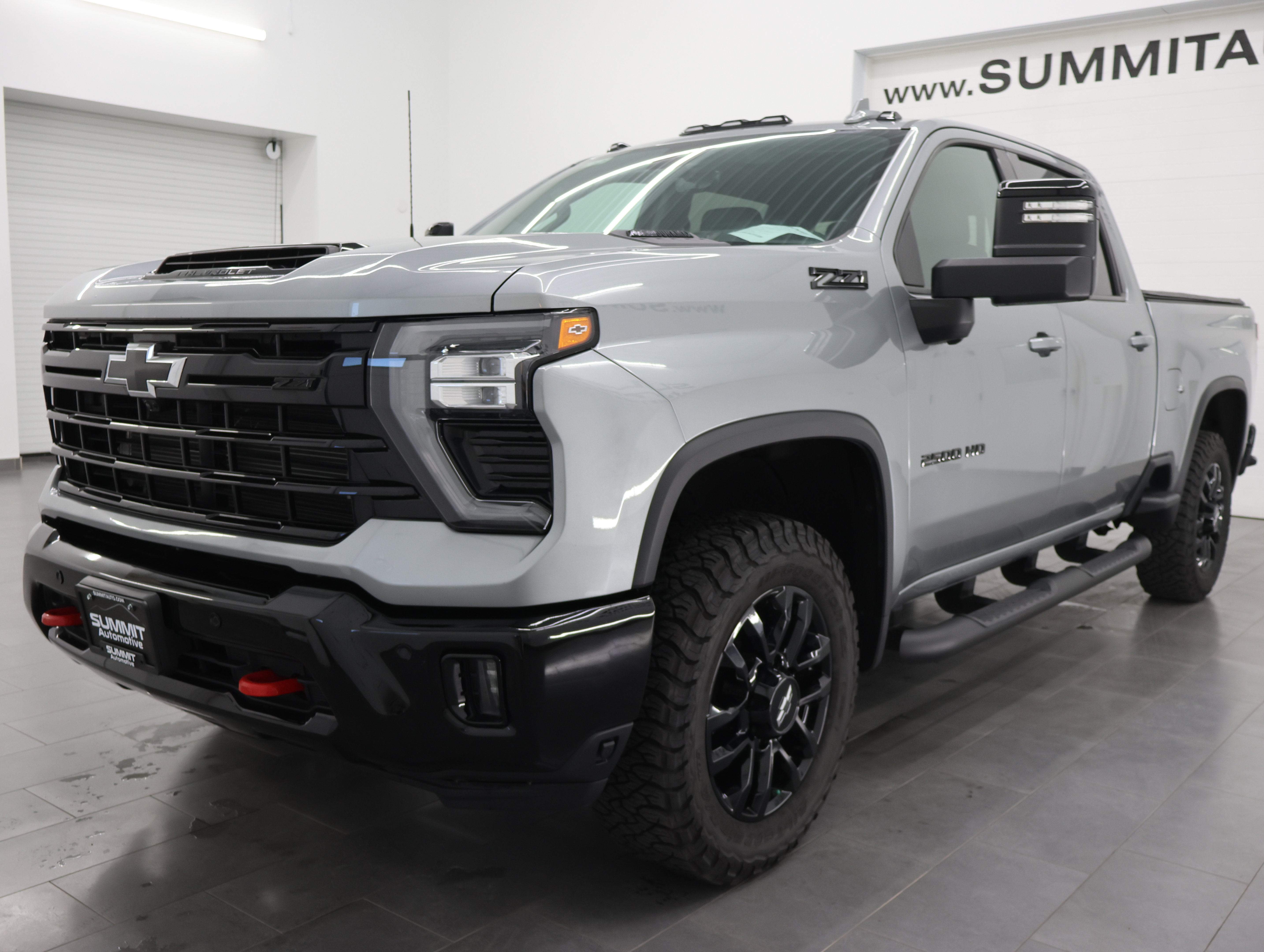 Used 2025 Chevrolet Silverado 2500 LTZ w/ Trail Boss Package AWD/4WD image 7