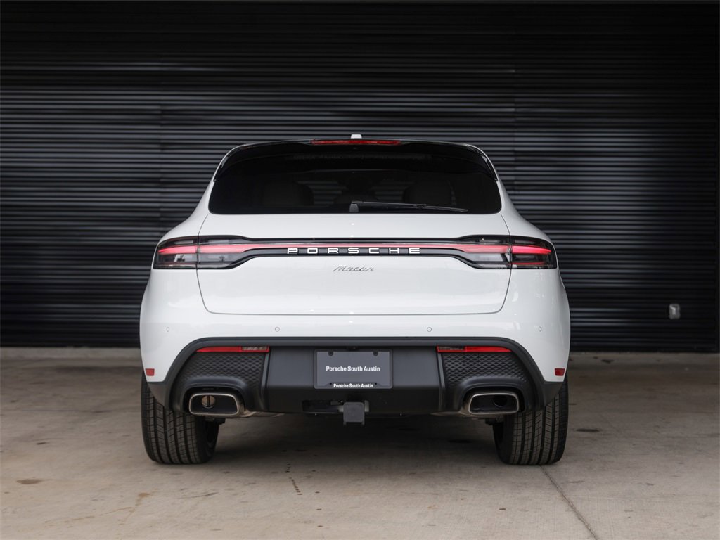 Used 2025 Porsche Macan image 7