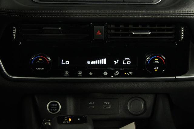 Certified 2022 Nissan Rogue SV FWD image 22