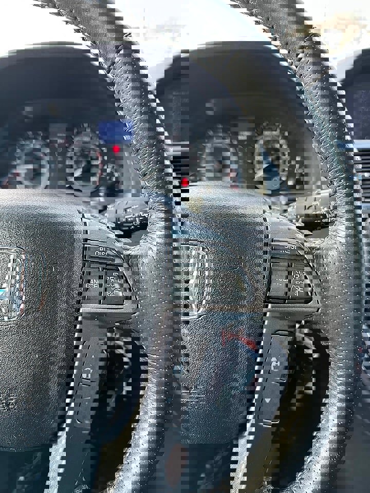 Used 2012 Honda Odyssey Touring image 15