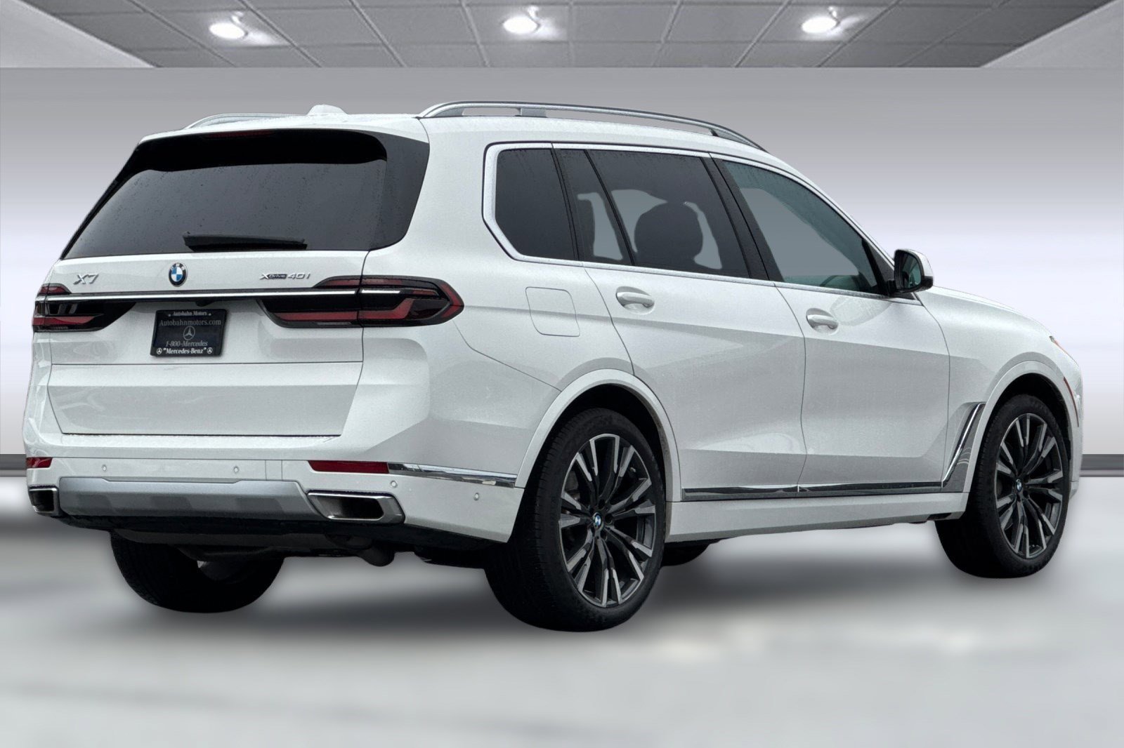 Used 2023 BMW X7 xDrive40i w/ Premium Package image 7