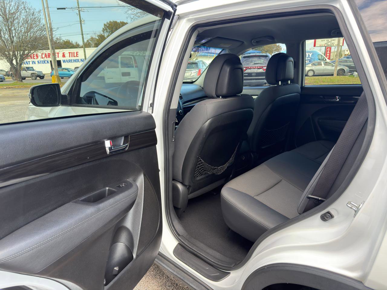 Used 2013 Kia Sorento LX w/ Convenience Pkg image 21