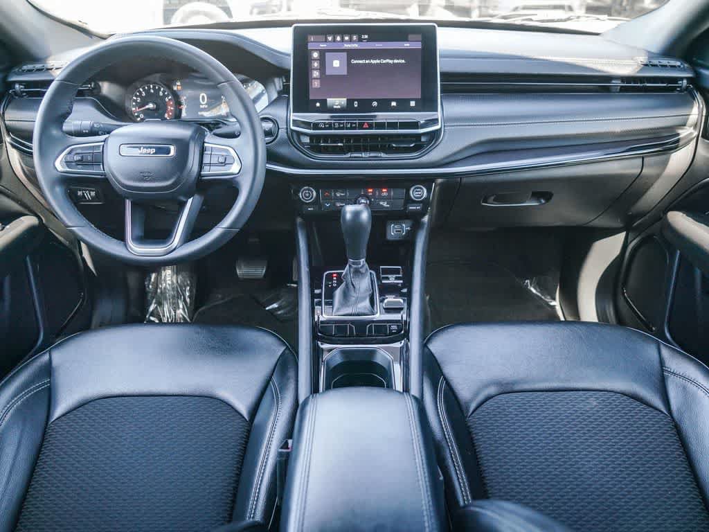 Certified 2023 Jeep Compass Latitude AWD/4WD image 11