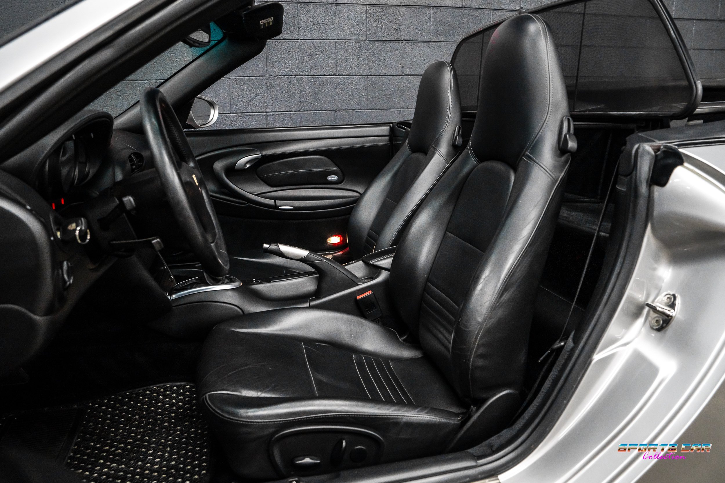 Used 2004 Porsche 911 Carrera 4S AWD/4WD image 6