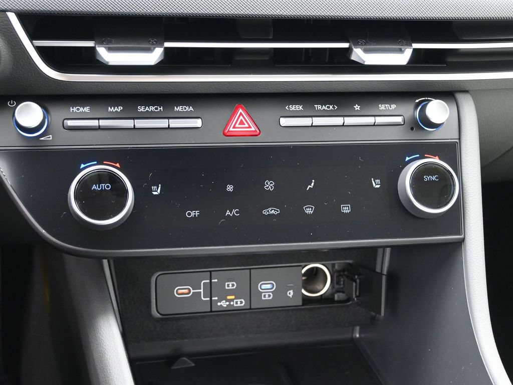 New 2026 Hyundai Sonata SEL AWD/4WD image 17
