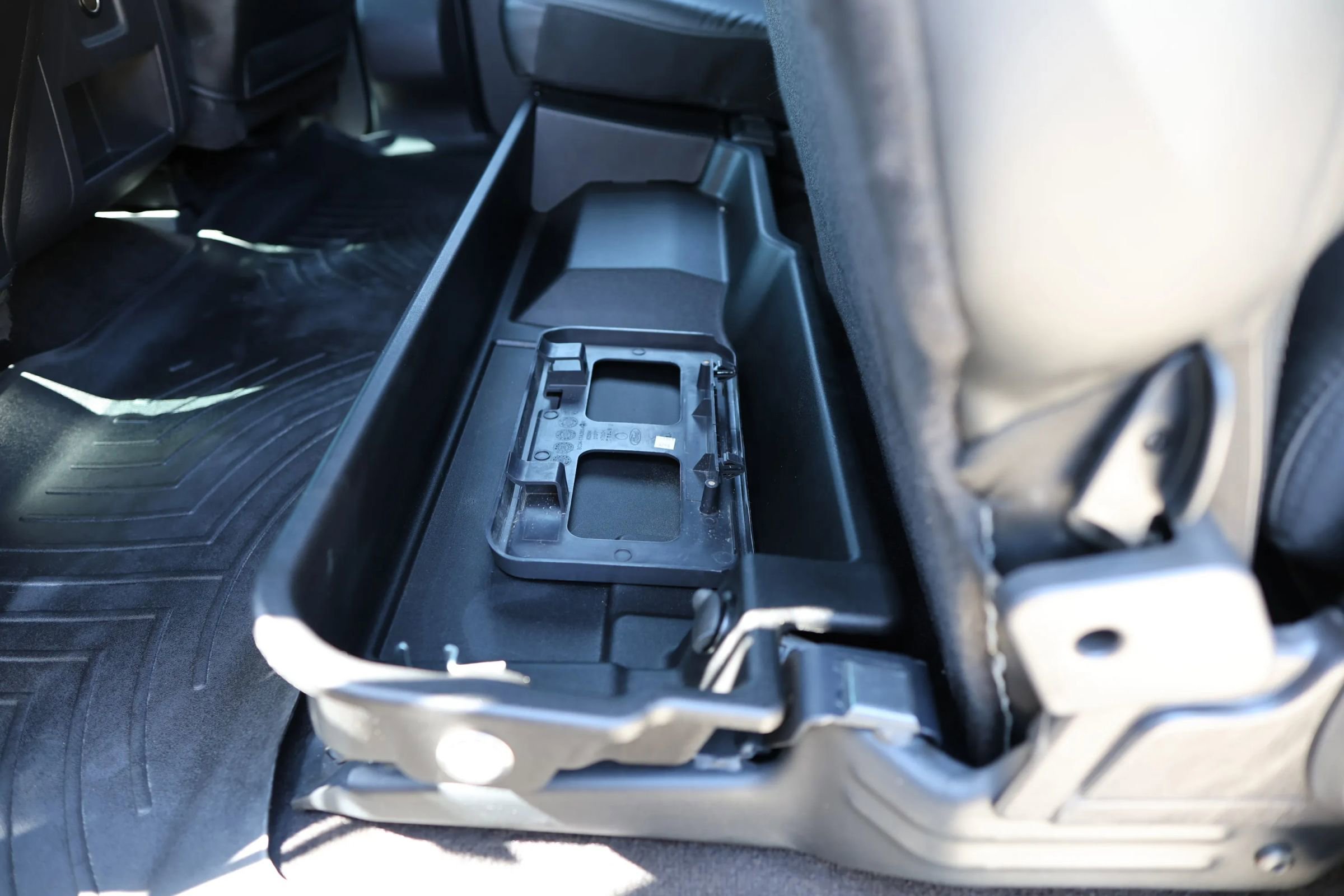 Used 2015 Ford F350 Platinum image 35