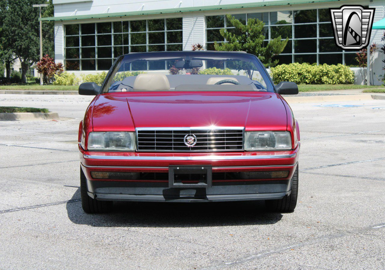 Used 1993 Cadillac Allante image 9