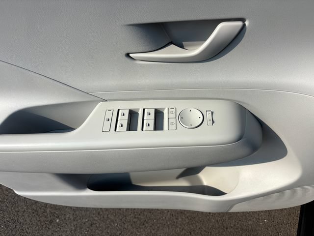 Used 2024 Hyundai Kona SEL AWD/4WD image 15