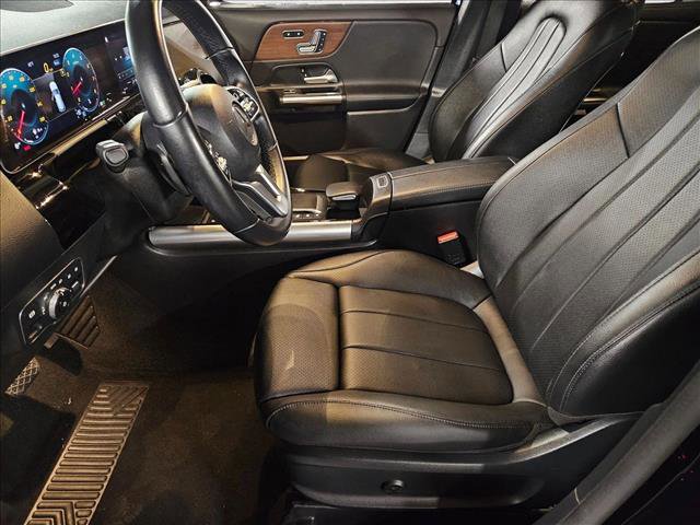 Used 2021 Mercedes-Benz GLA 250 GLA 250 w/ Premium Package image 17