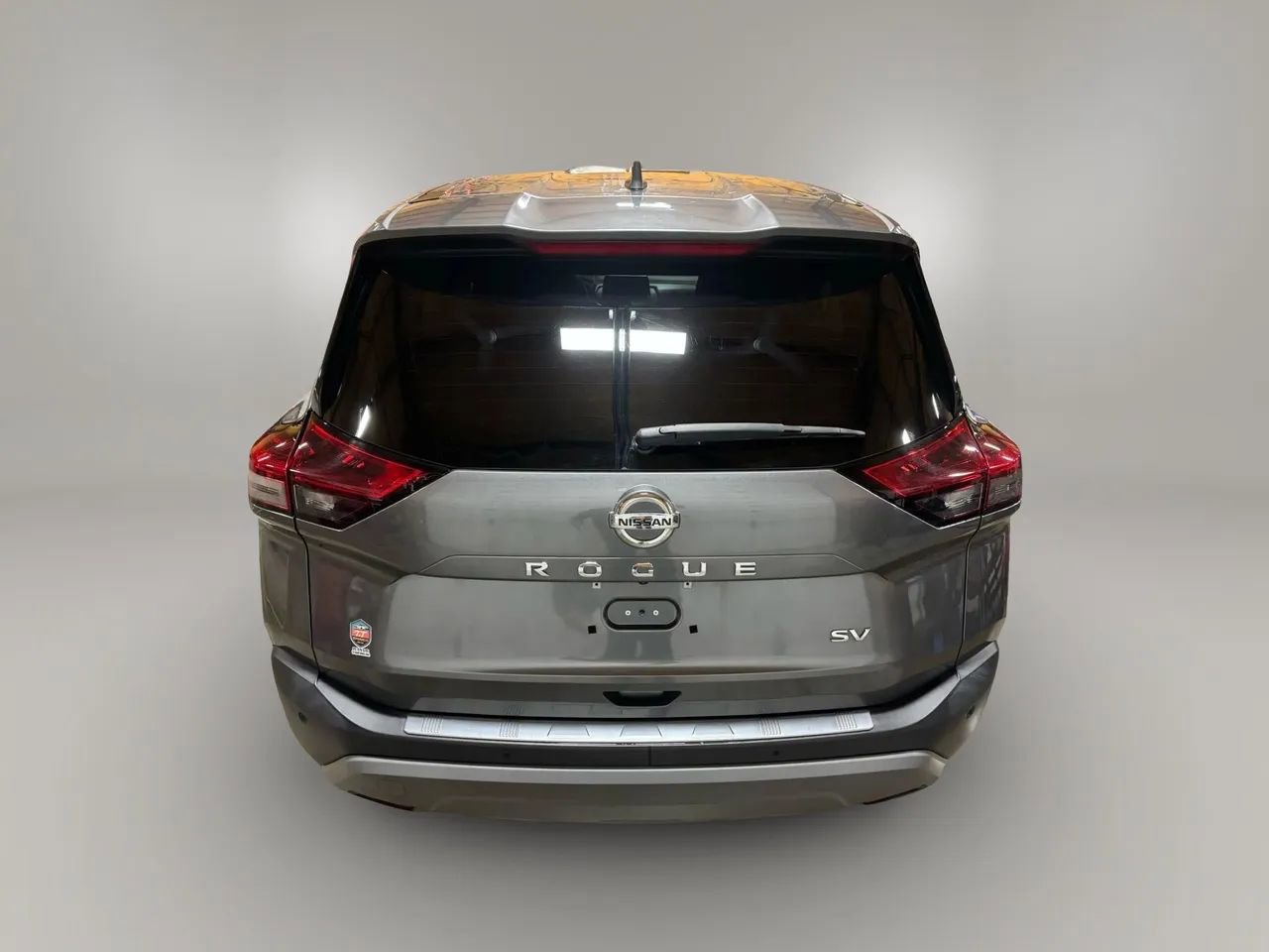 Used 2021 Nissan Rogue SV image 6