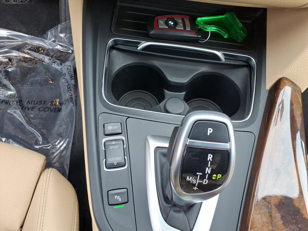 Used 2017 BMW 330i xDrive Sedan image 25