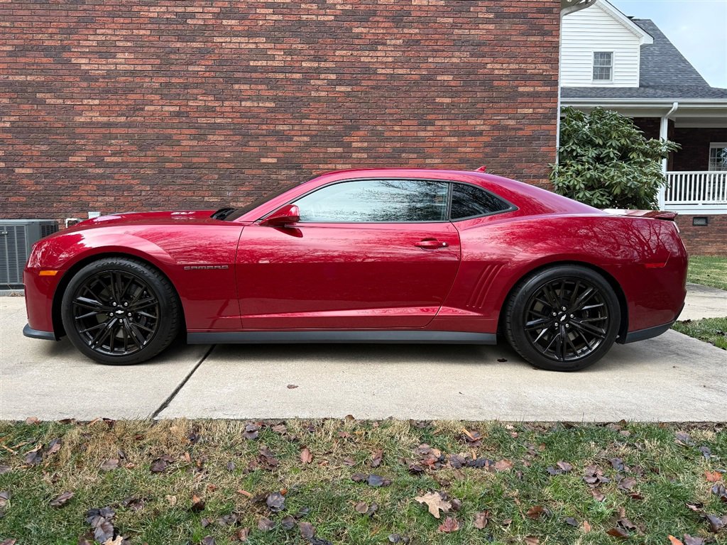 Used 2012 Chevrolet Camaro ZL1 image 17