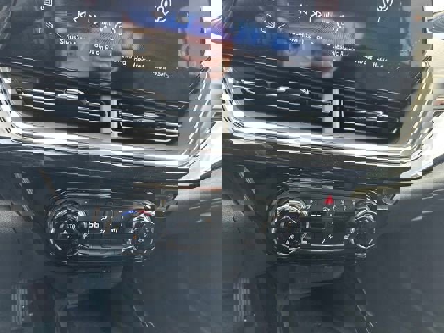 New 2026 Chevrolet Trax RS w/ Sunroof Package image 18