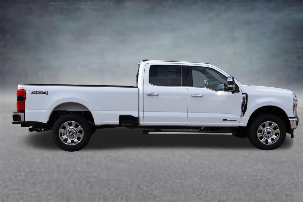 New 2026 Ford F250 4x4 Crew Cab Super Duty image 2