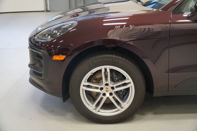 Certified 2026 Porsche Macan Turbo AWD/4WD image 16