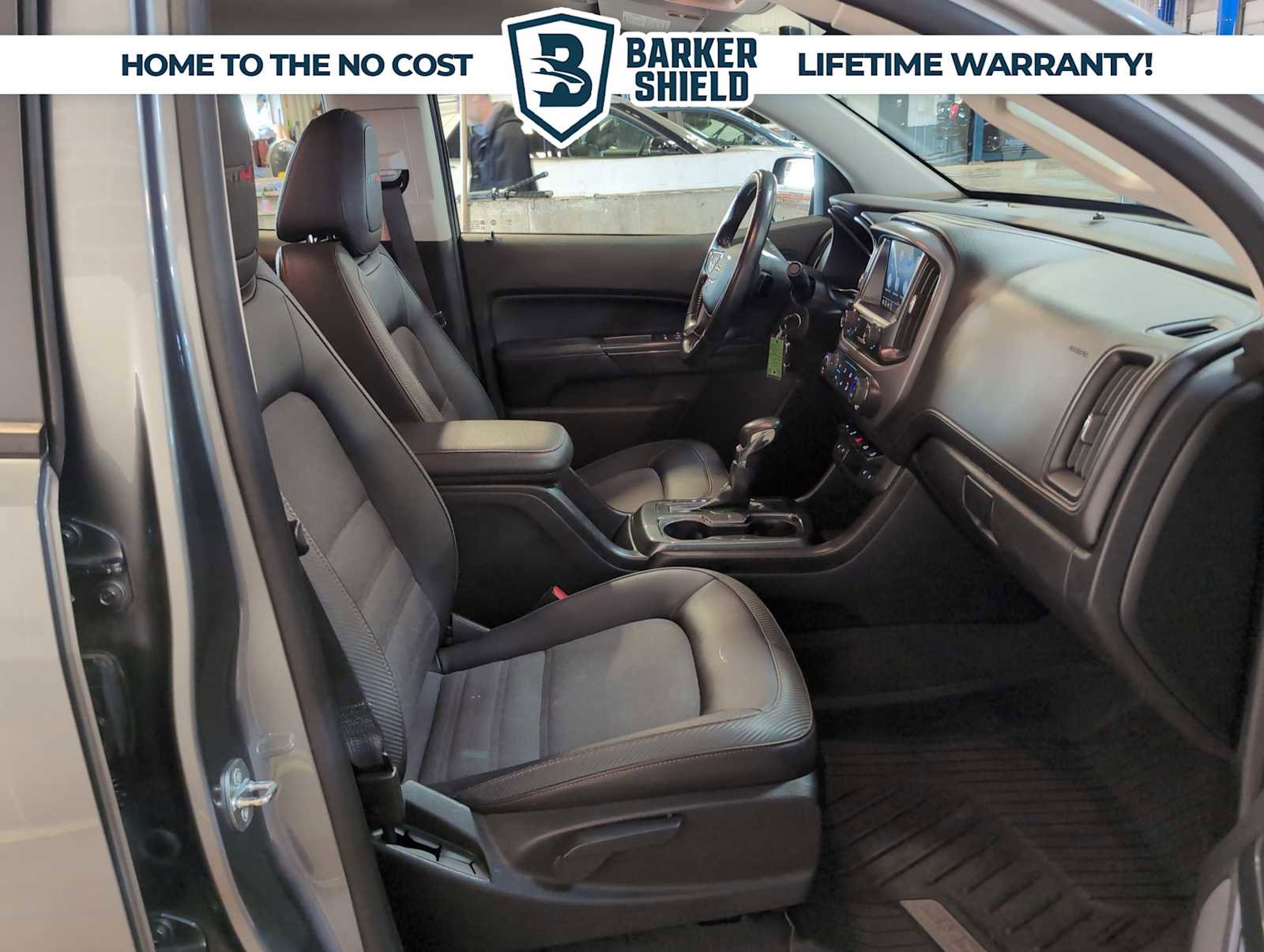 Used 2022 GMC Canyon AT4 w/ Trailering Package image 25