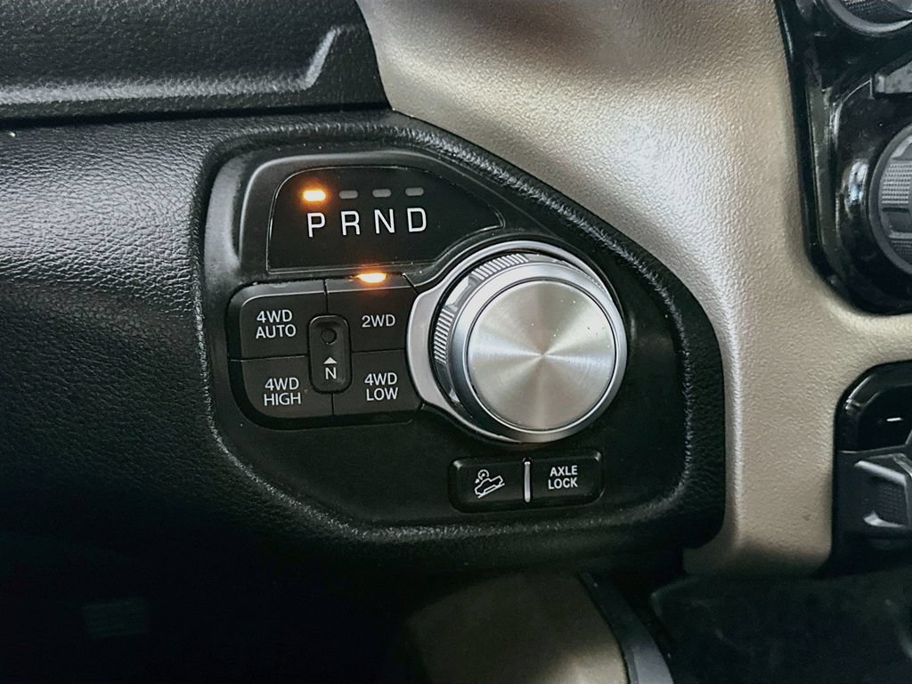 Used 2022 RAM 1500 Laramie AWD/4WD image 16