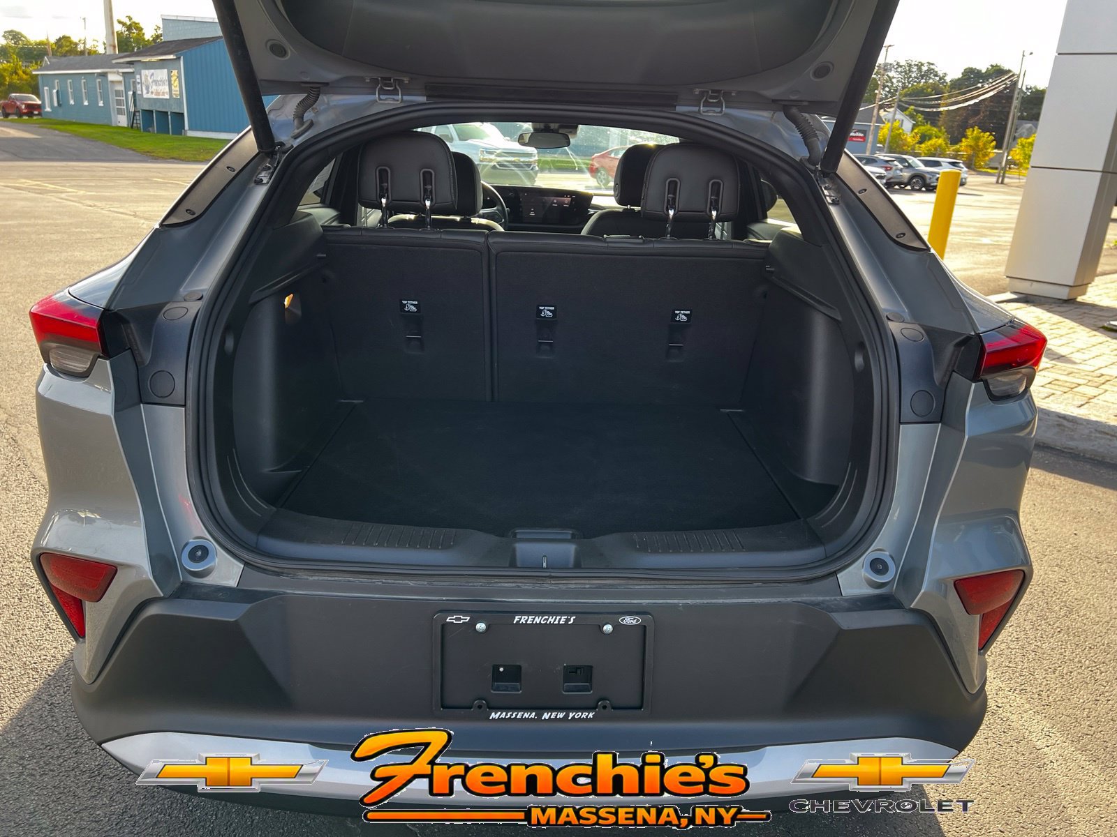 Used 2024 Buick Envista Preferred w/ Convenience I Package FWD image 5