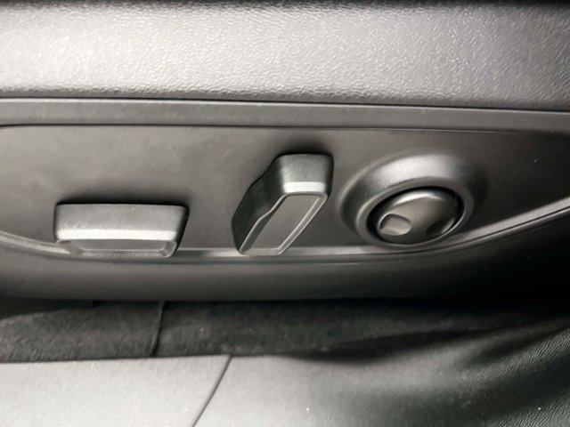 Used 2026 Jeep Cherokee Limited AWD/4WD image 19