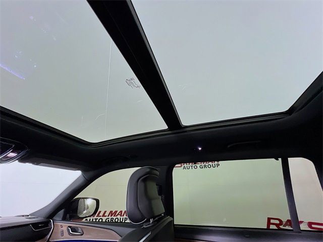 Used 2023 Jeep Grand Cherokee L Summit w/ Advanced Protech Group IV image 26