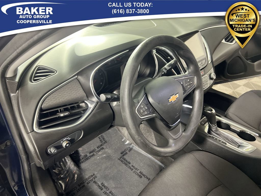 Used 2020 Chevrolet Malibu LT image 11