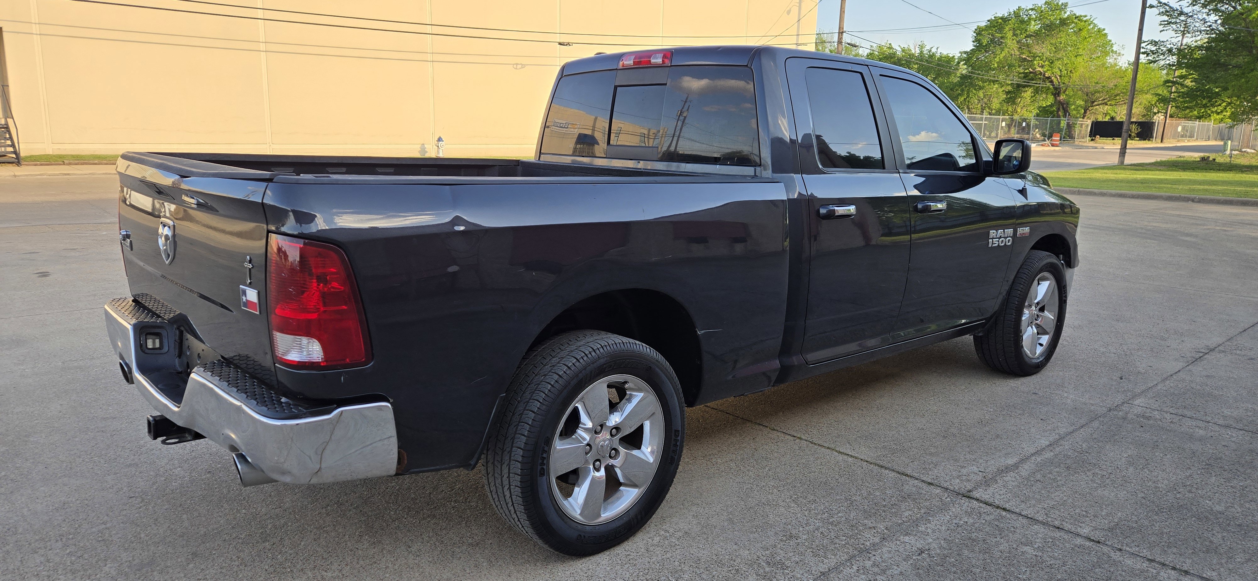 Used 2014 RAM 1500 Big Horn image 9