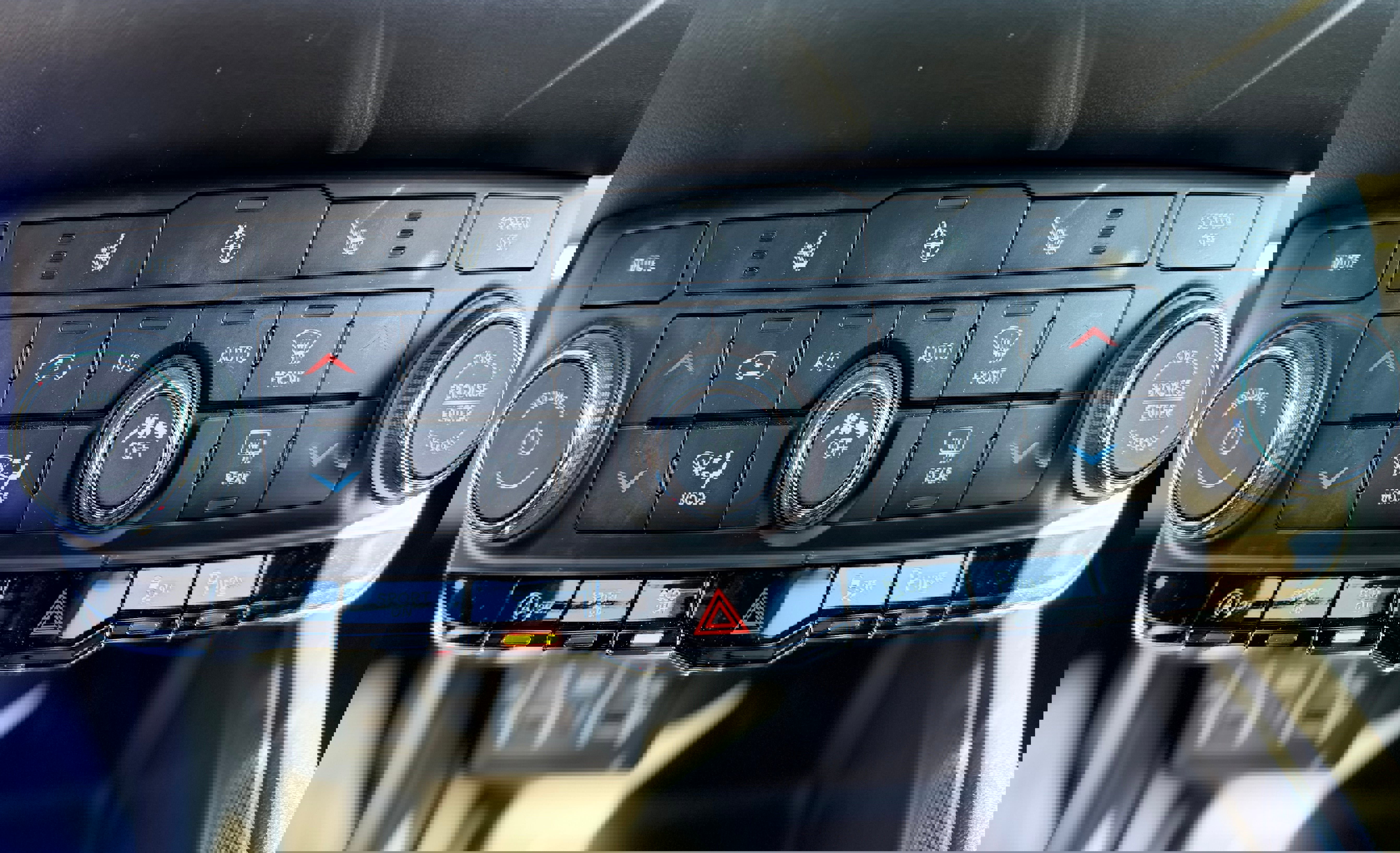 Used 2021 Dodge Durango GT image 19