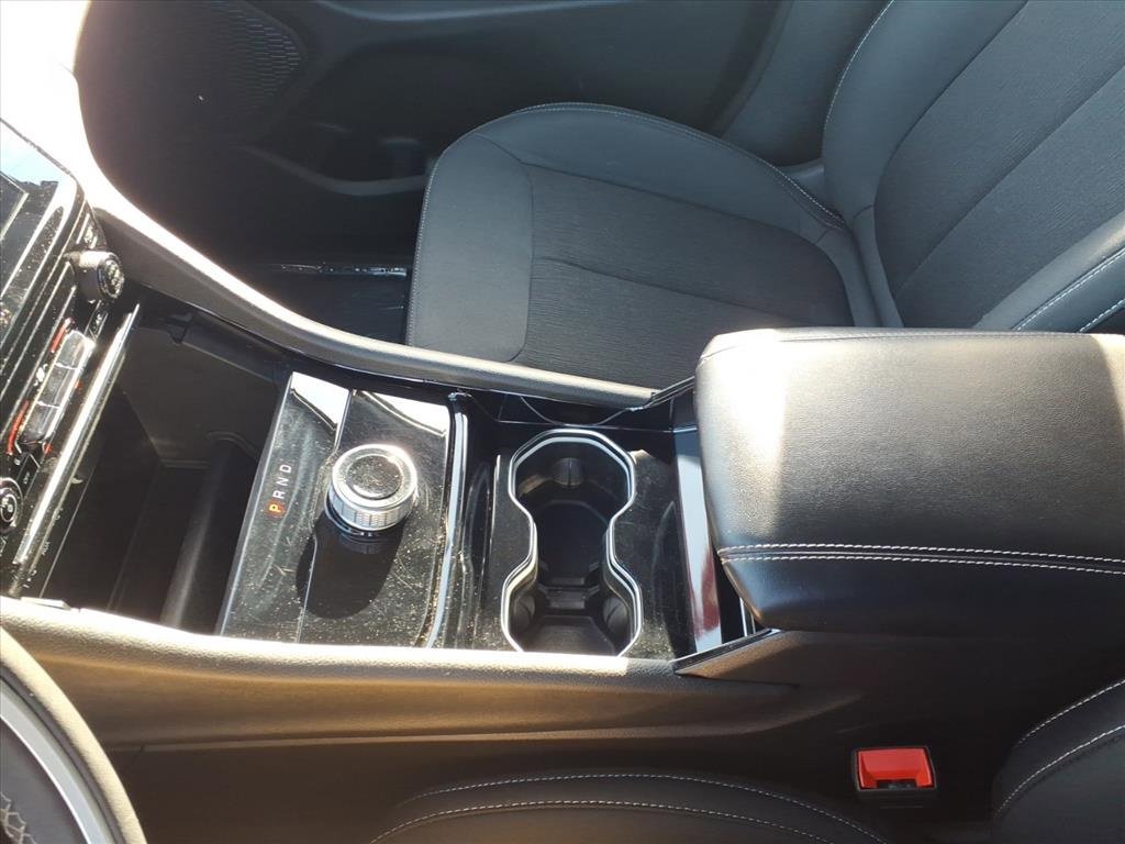 Used 2023 Jeep Grand Cherokee Laredo image 13