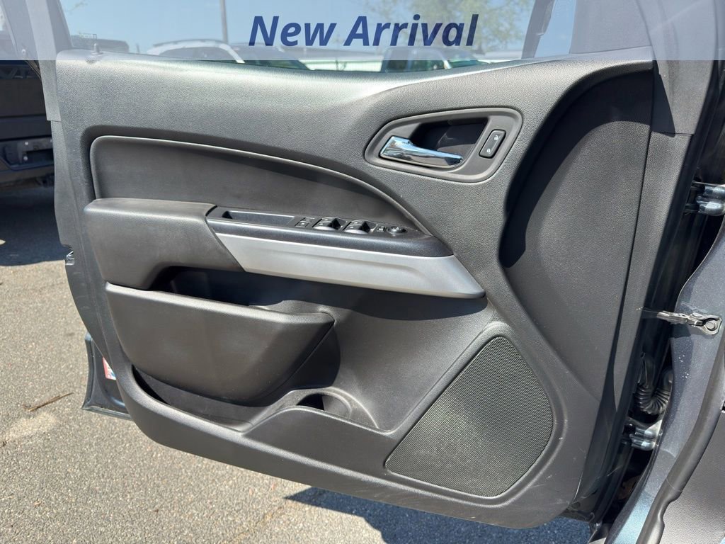 Certified 2020 Chevrolet Colorado LT w/ LT Convenience Package image 11