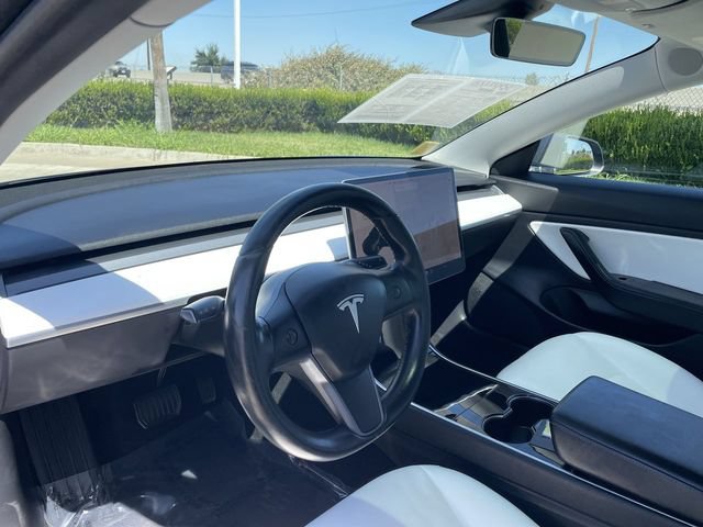 Used 2019 Tesla Model 3 Mid Range RWD image 10