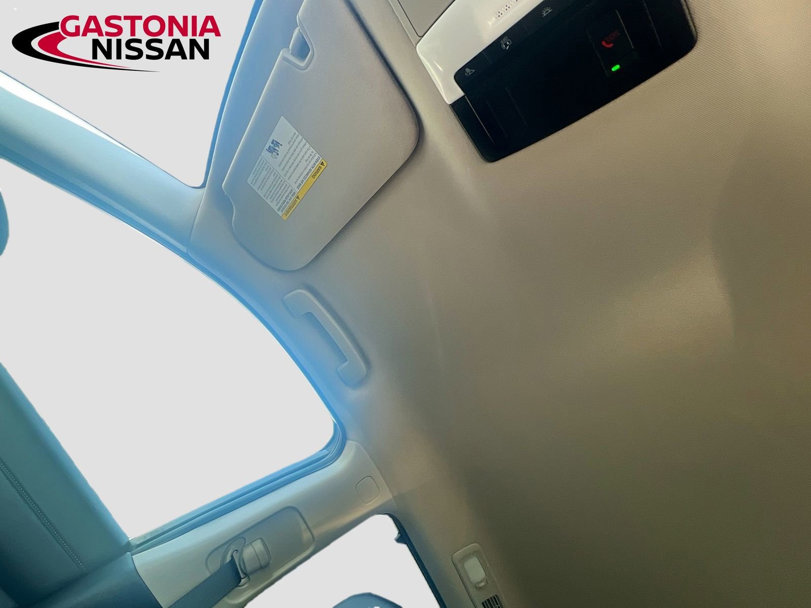 Used 2024 Nissan Pathfinder SL w/ Cargo Package image 30