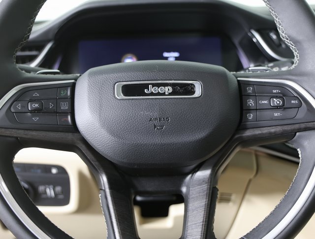 Used 2022 Jeep Grand Cherokee Limited 4xe image 13