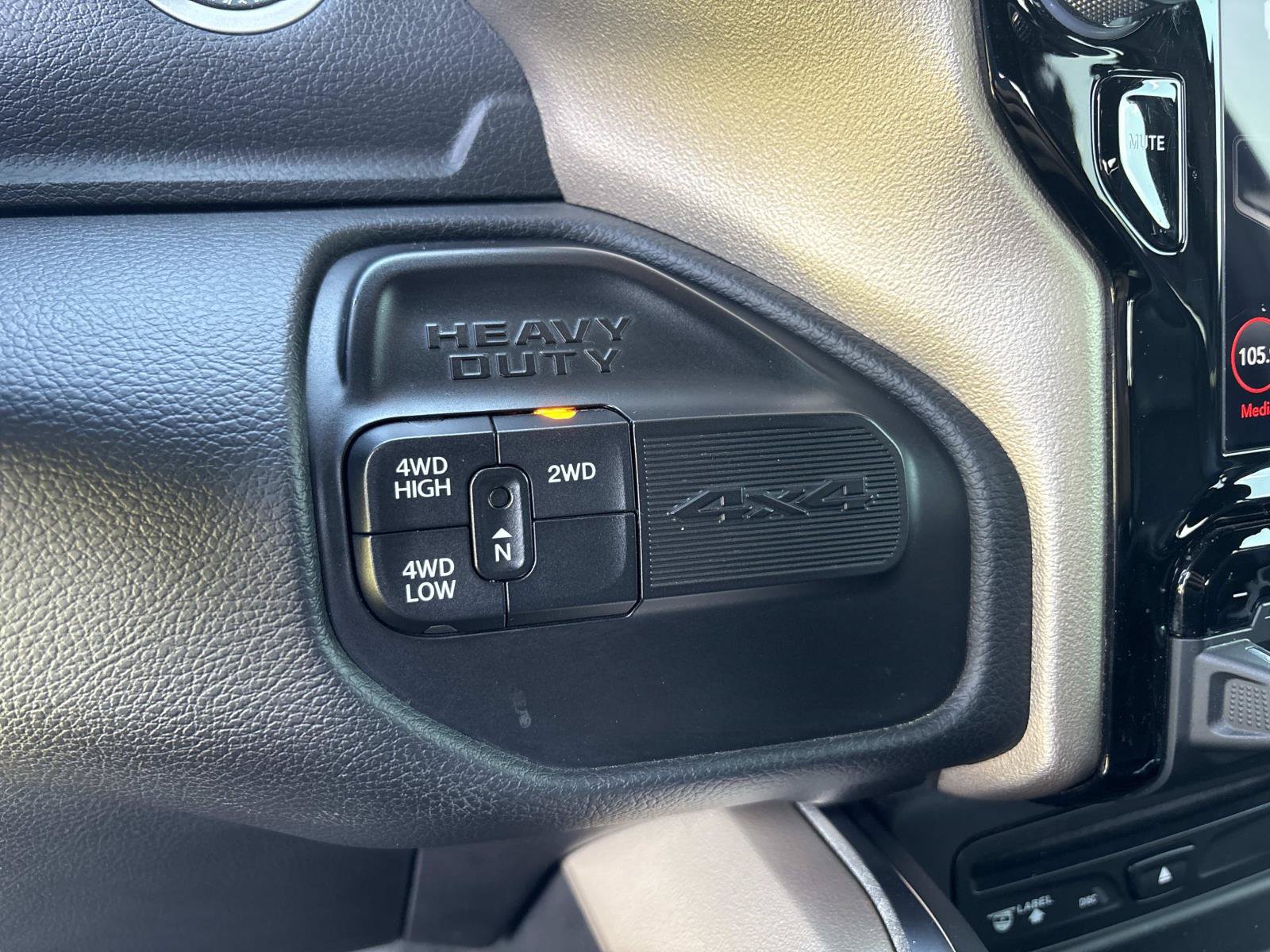 Used 2019 RAM 2500 Laramie AWD/4WD image 25