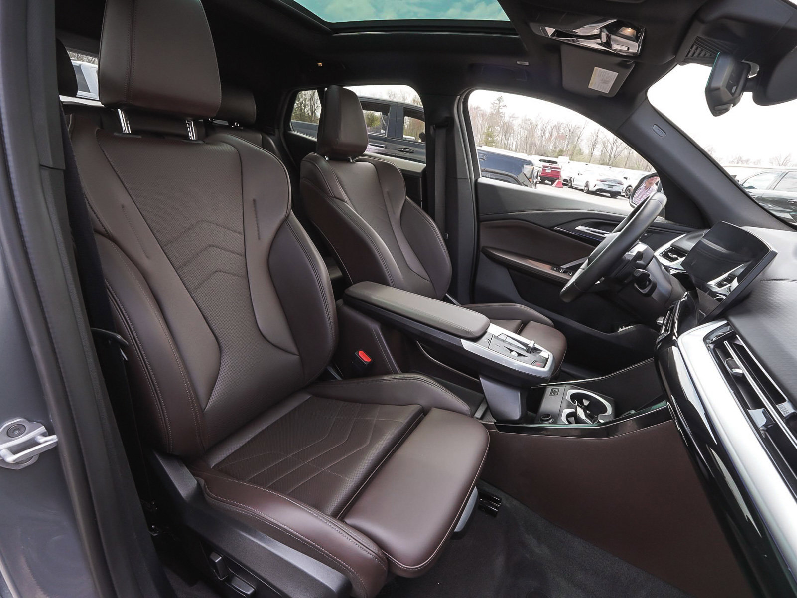 Used 2025 BMW X2 xDrive28i image 38