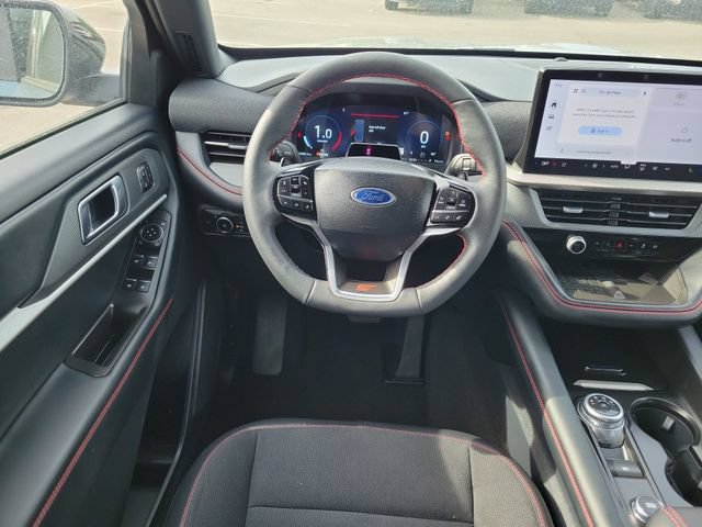 Certified 2025 Ford Explorer ST AWD/4WD image 11