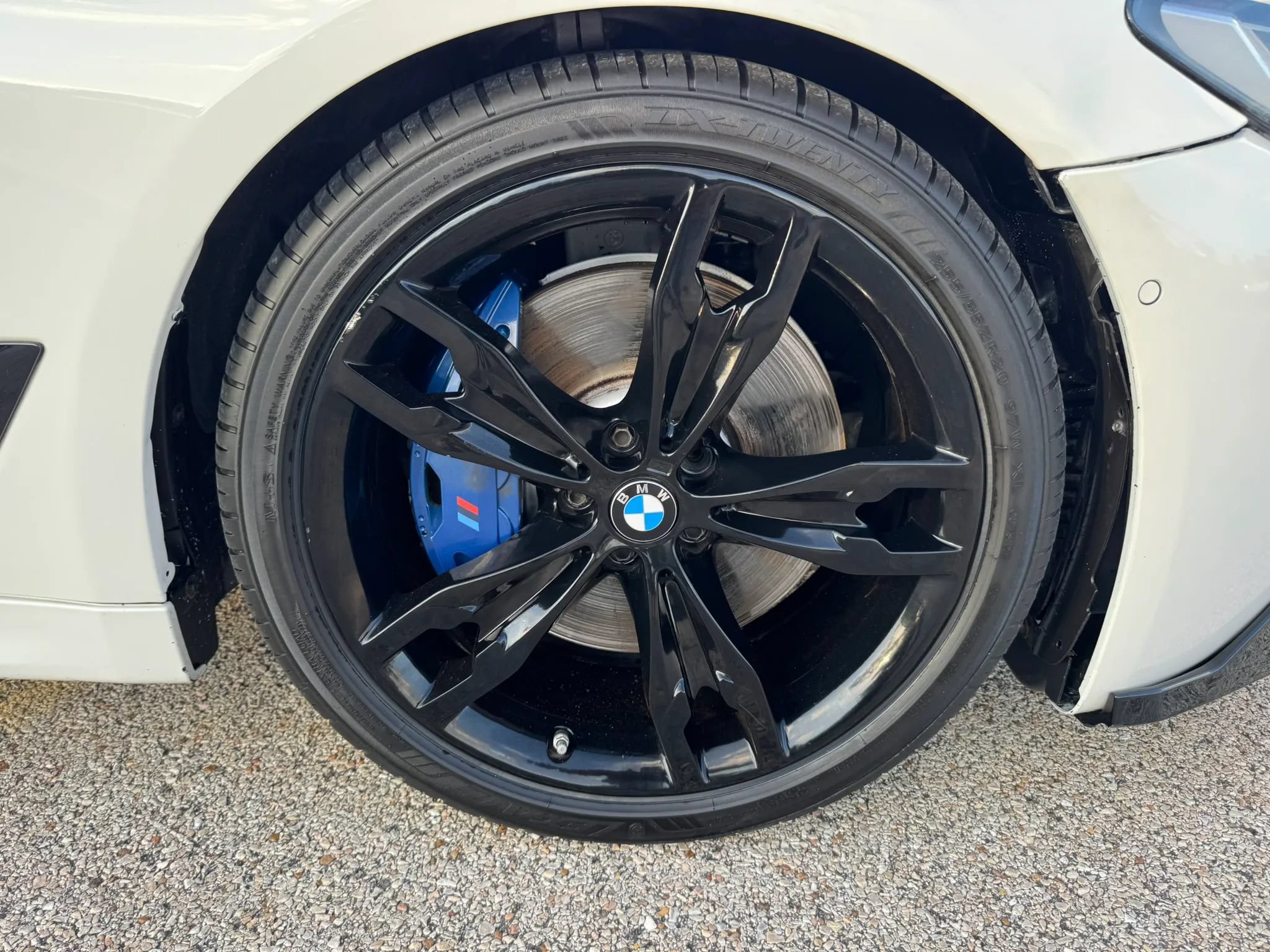Used 2021 BMW M550i xDrive w/ Executive Package AWD/4WD image 14