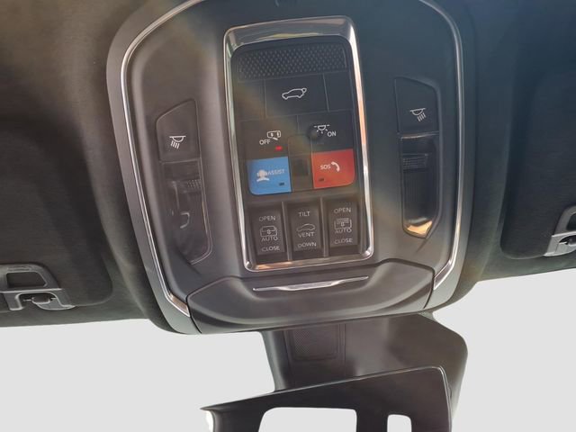 Used 2025 Jeep Grand Cherokee L Summit image 27