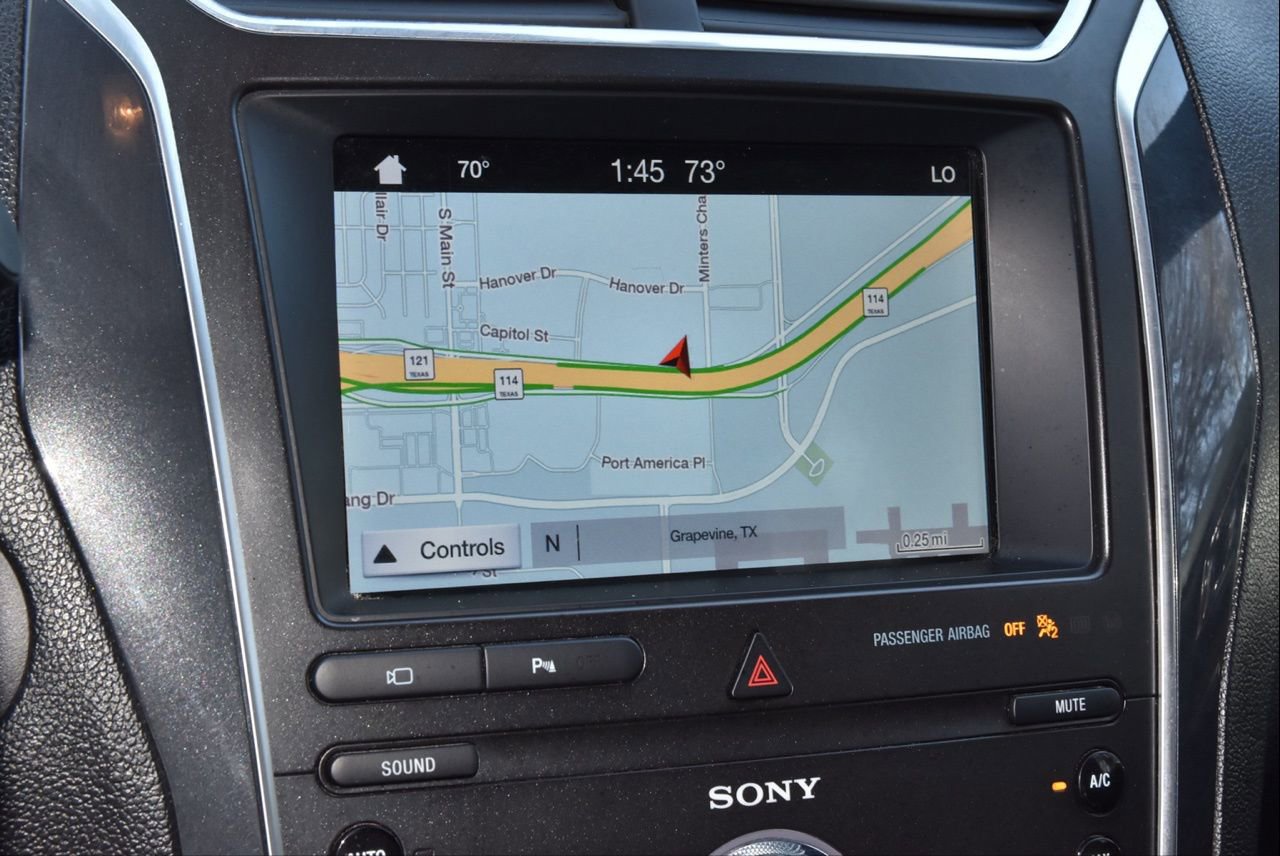 Used 2019 Ford Explorer Limited w/ Class III Trailer Tow Package image 27