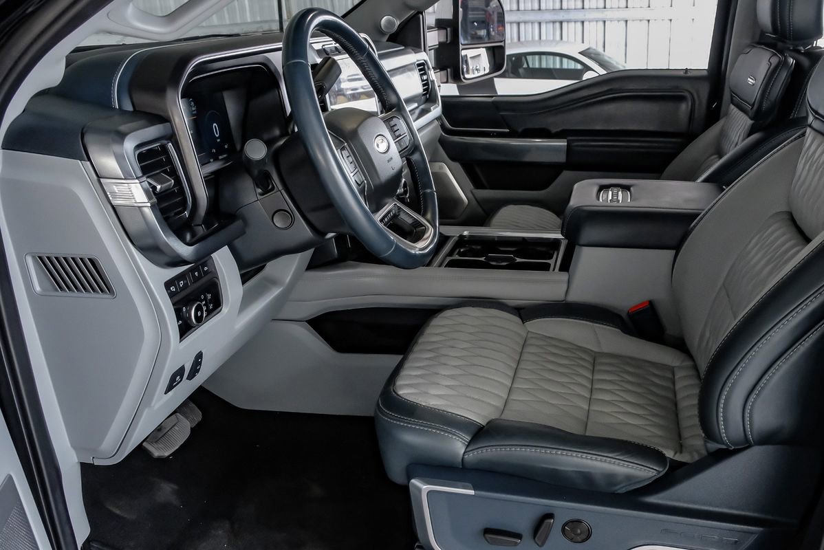 Used 2024 Ford F350 Limited w/ FX4 Off-Road Package image 16
