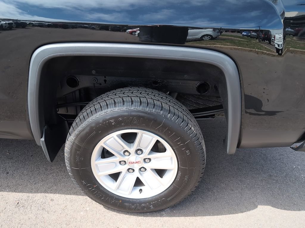 Used 2017 GMC Sierra 1500 SLE w/ SLE Value Package image 10